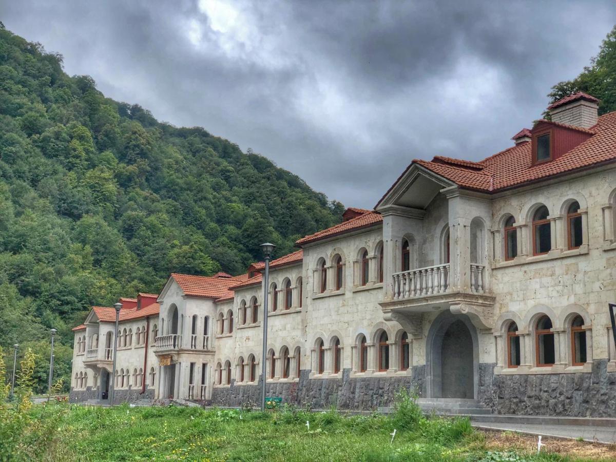 Hotel Vanatun, Haghartsin Monastery Teghut Екстериор снимка