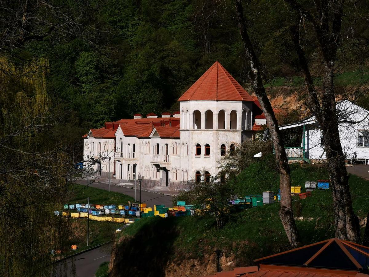Hotel Vanatun, Haghartsin Monastery Teghut Екстериор снимка