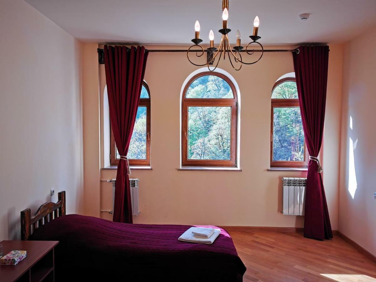 Hotel Vanatun, Haghartsin Monastery Teghut Екстериор снимка